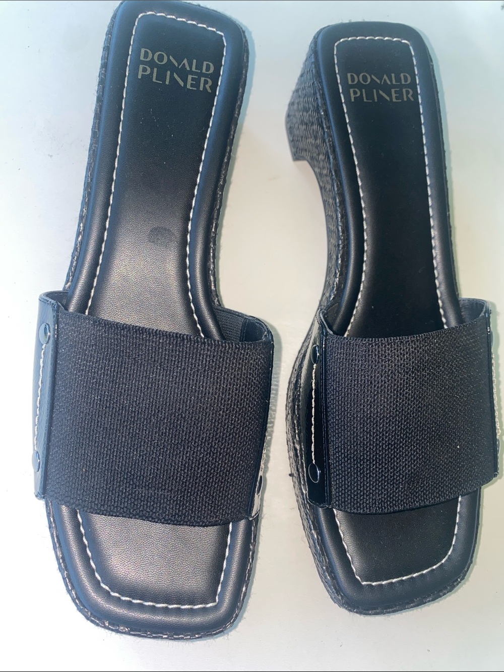 Donald Pliner RODEO Fabric Band Toe Ring Slide Sandals NWOB Sz 9.5 $198